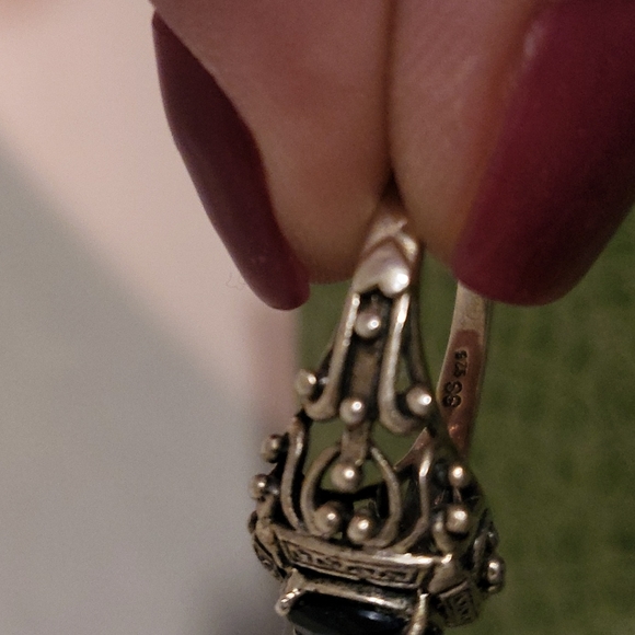 Sterling silver Turkish sapphire ring - Picture 4 of 4